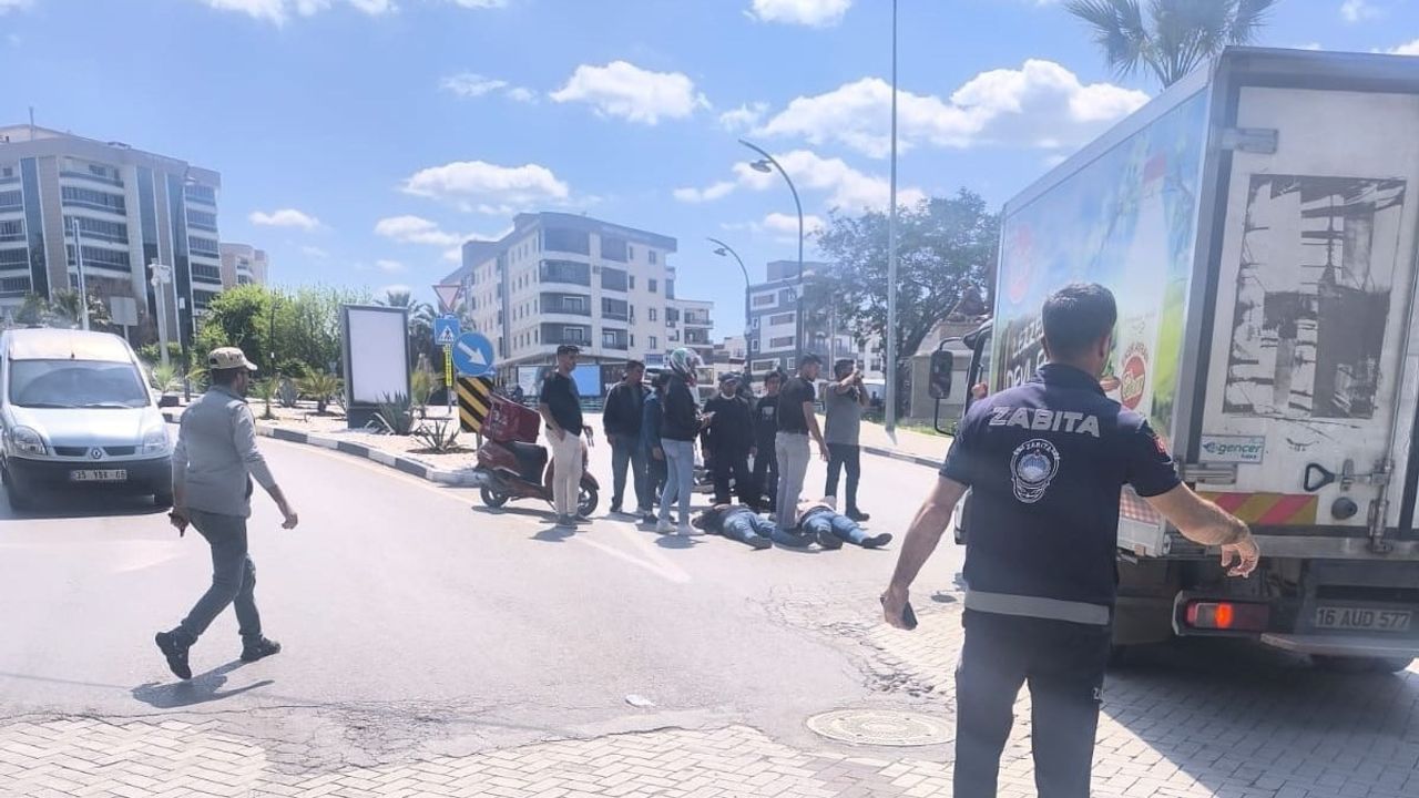 Turgutlu'da motosiklet kazasında zabıta ekiplerinin hızlı müdahalesi olası facianın önüne geçti