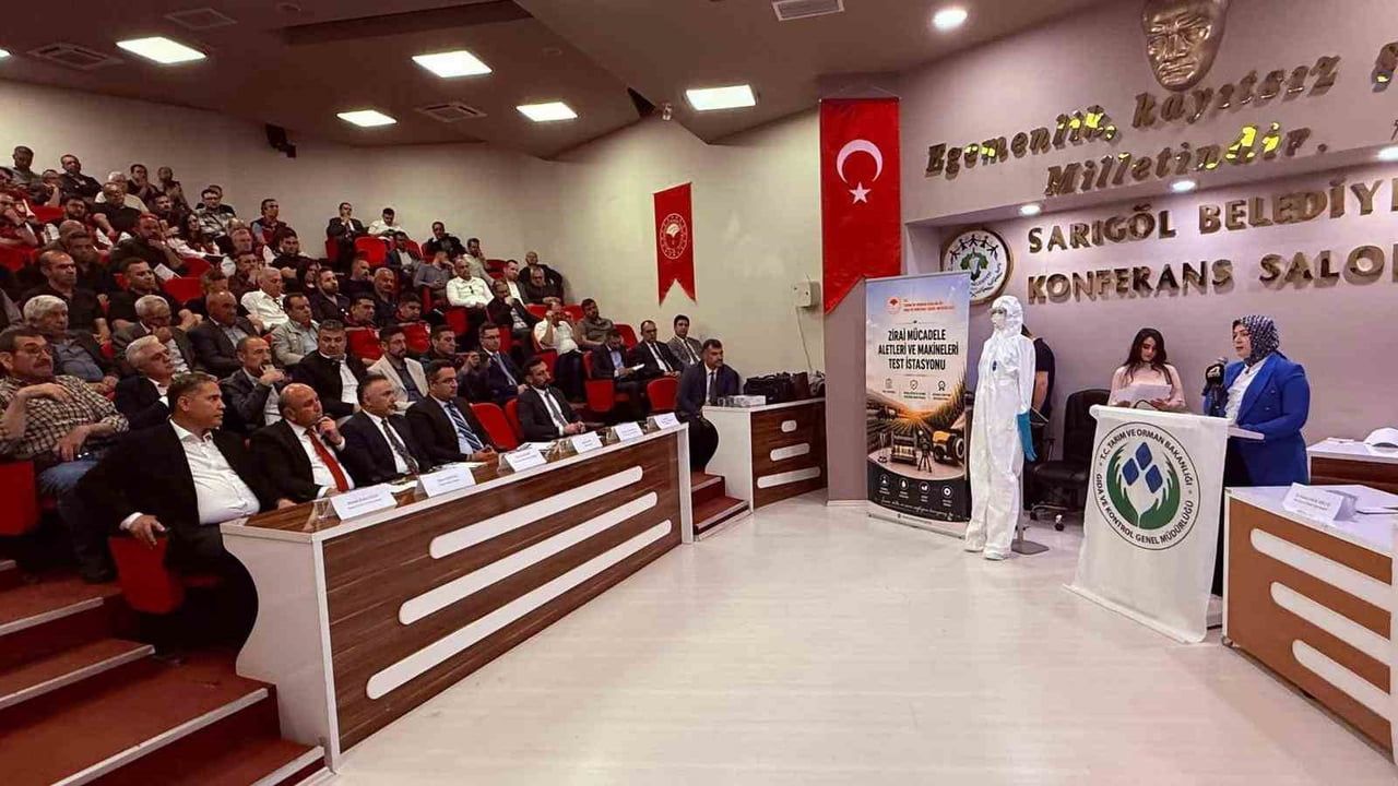 Türkiye'nin ilk Zirai Mücadele Alet ve Makineleri Test İstasyonu Sarıgöl'de açıldı