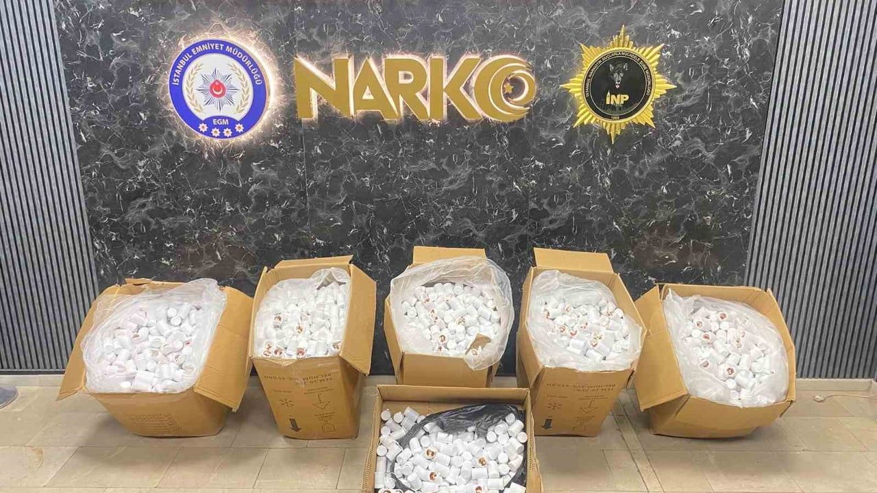 Tuzla’da düzenlenen operasyonda 150 bin sentetik ecza hap ele geçirildi