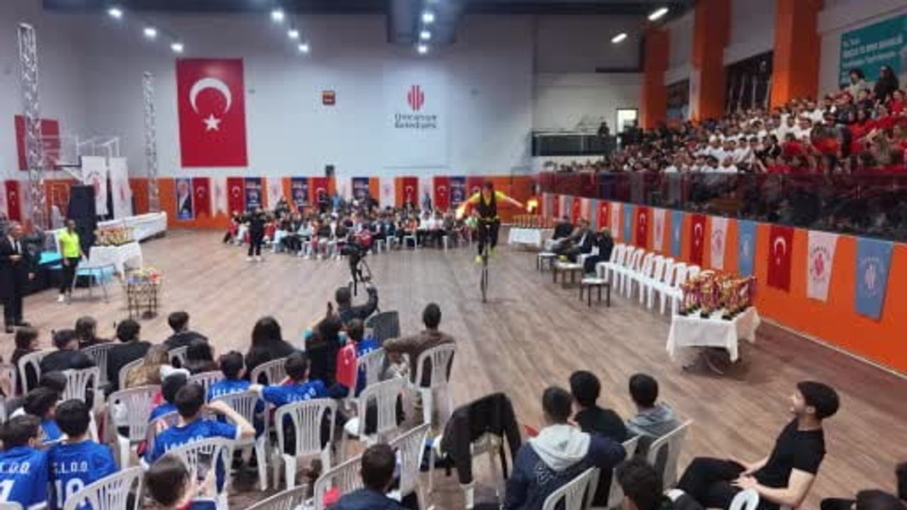 Ümraniye'de 18. Geleneksel Spor Oyunları Sona Erdi
