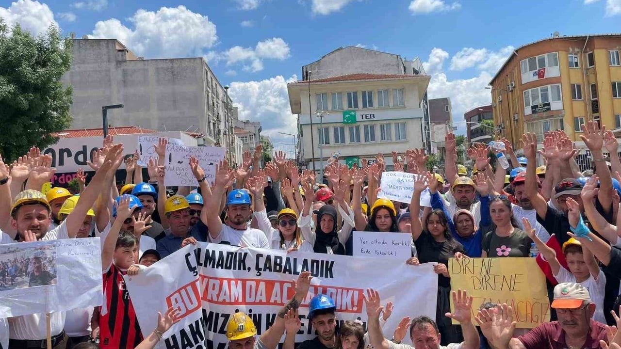 Uzunköprü’de Kiremitçiler Maden işçileri 7'nci günde Keşan'a yürüdü: Maaş ve tazminat talepleri
