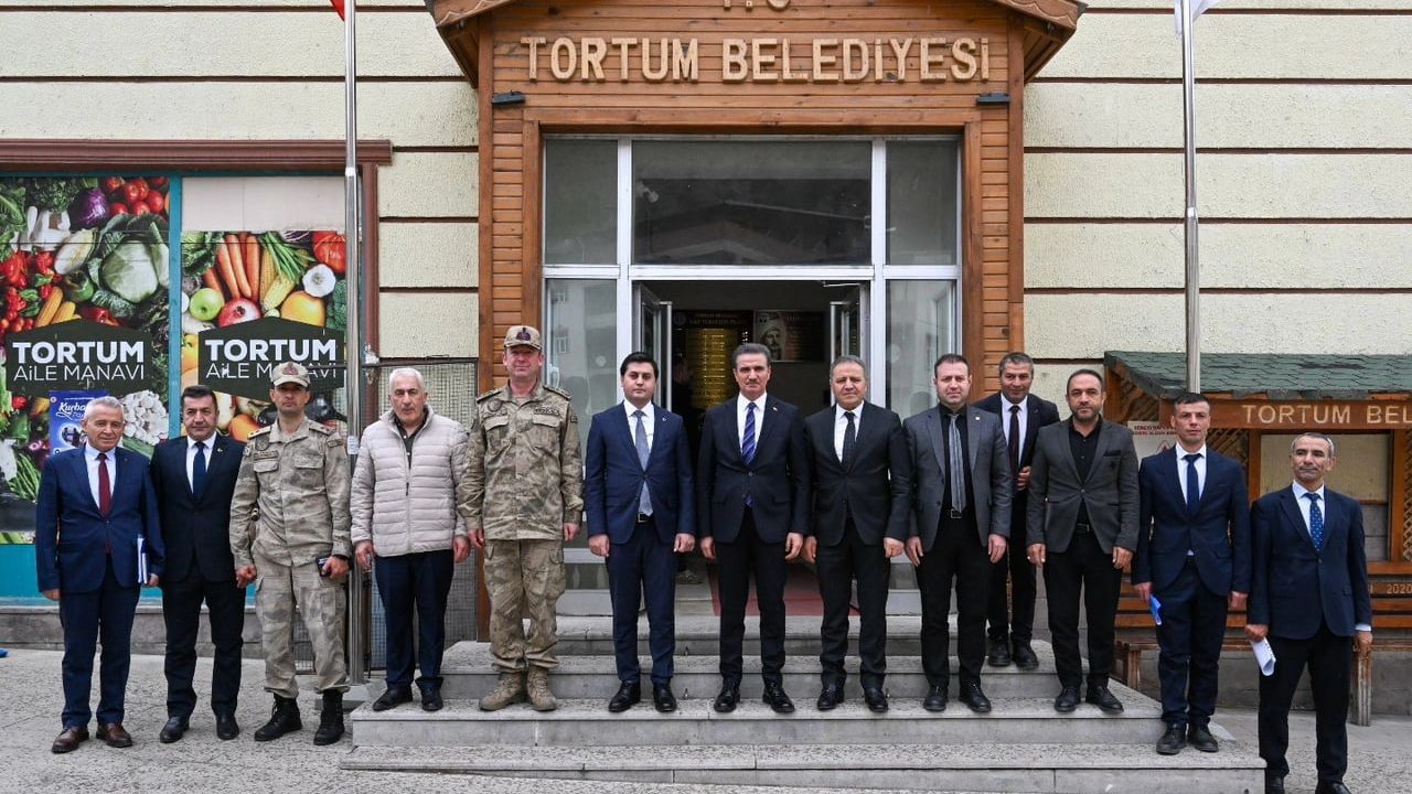 Vali Aydın Baruş, Tortum ve Uzundere ilçelerinde inceleme ziyaretleri gerçekleştirdi