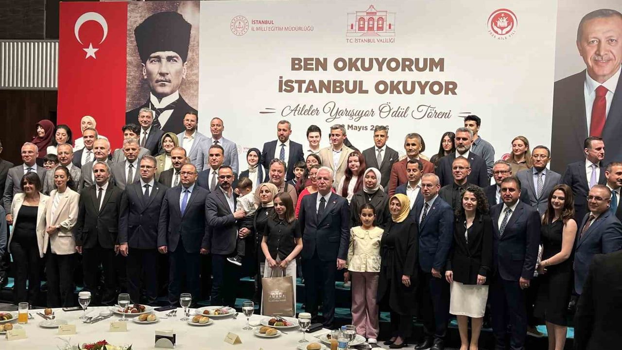 Vali Davut Gül: "Ben Okuyorum, İstanbul Okuyor" projesiyle son 3 yılda 7 milyon 300 bin ilave kitap temin edildi