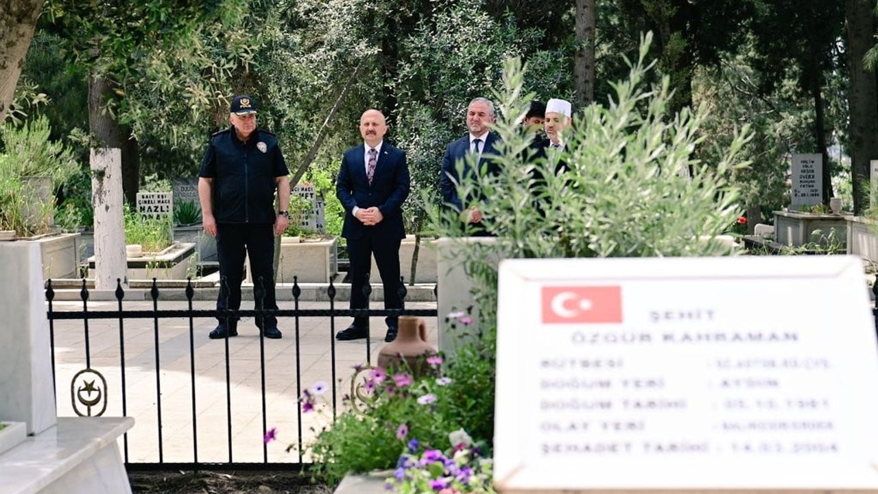 Vali Dr. Osman Varol, Aydın'da Şehitlikleri Ziyaret Etti