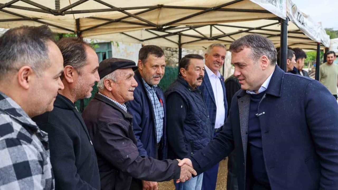 Vali Faik Oktay Sözer Alpagut ve Deresakarı Hıdırellez Şenliklerine Otobüsle Katıldı