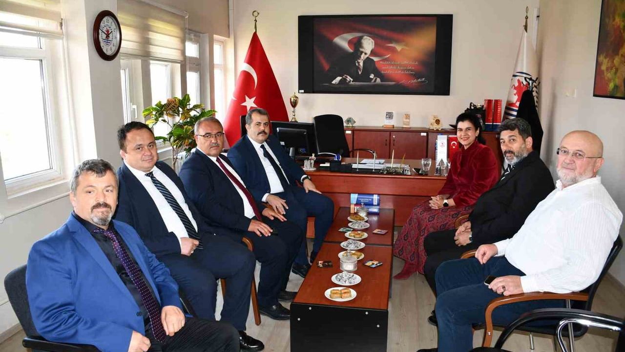 Vezirköprü MYO’da çocuk ihmal ve istismarına karşı farkındalık sergisi