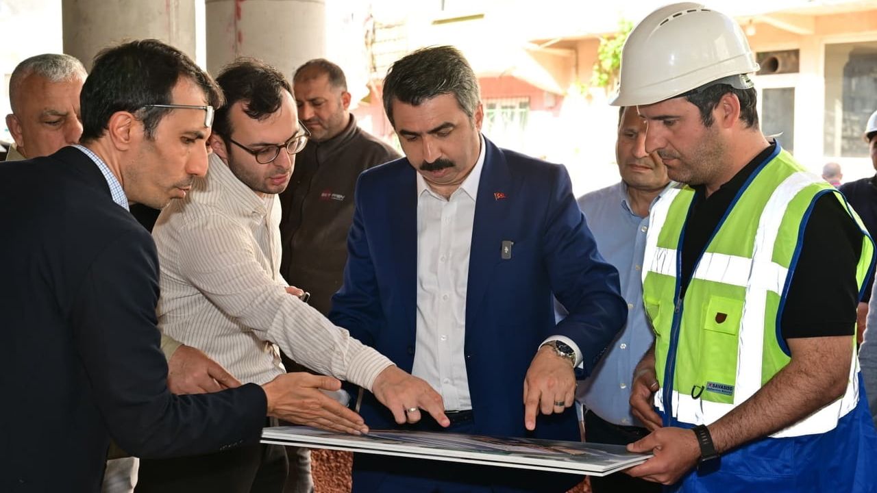 Yavuzselim'e Kapalı Pazar Alanı ve Gençlik Merkezi: İnşaatın %50'si Tamamlandı, Ağustos Açılışı Hedefleniyor