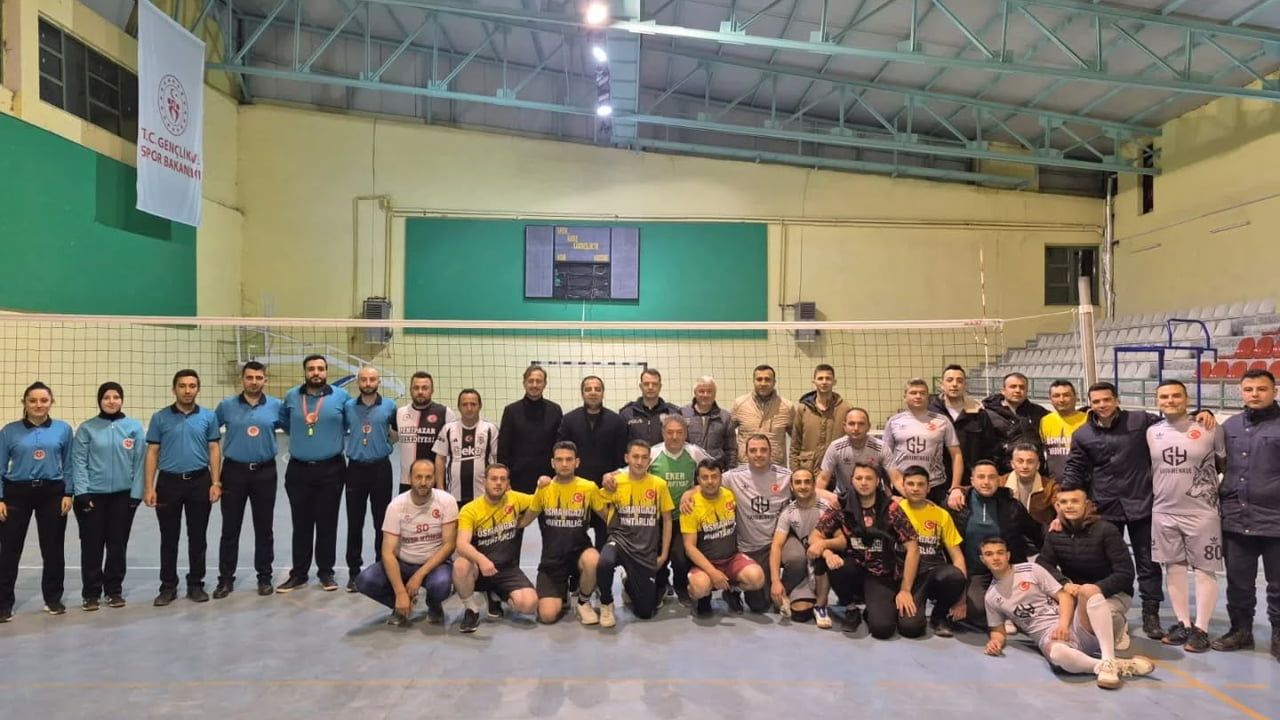 Yenipazar'da voleybol turnuvası: Osmangazi şampiyon oldu