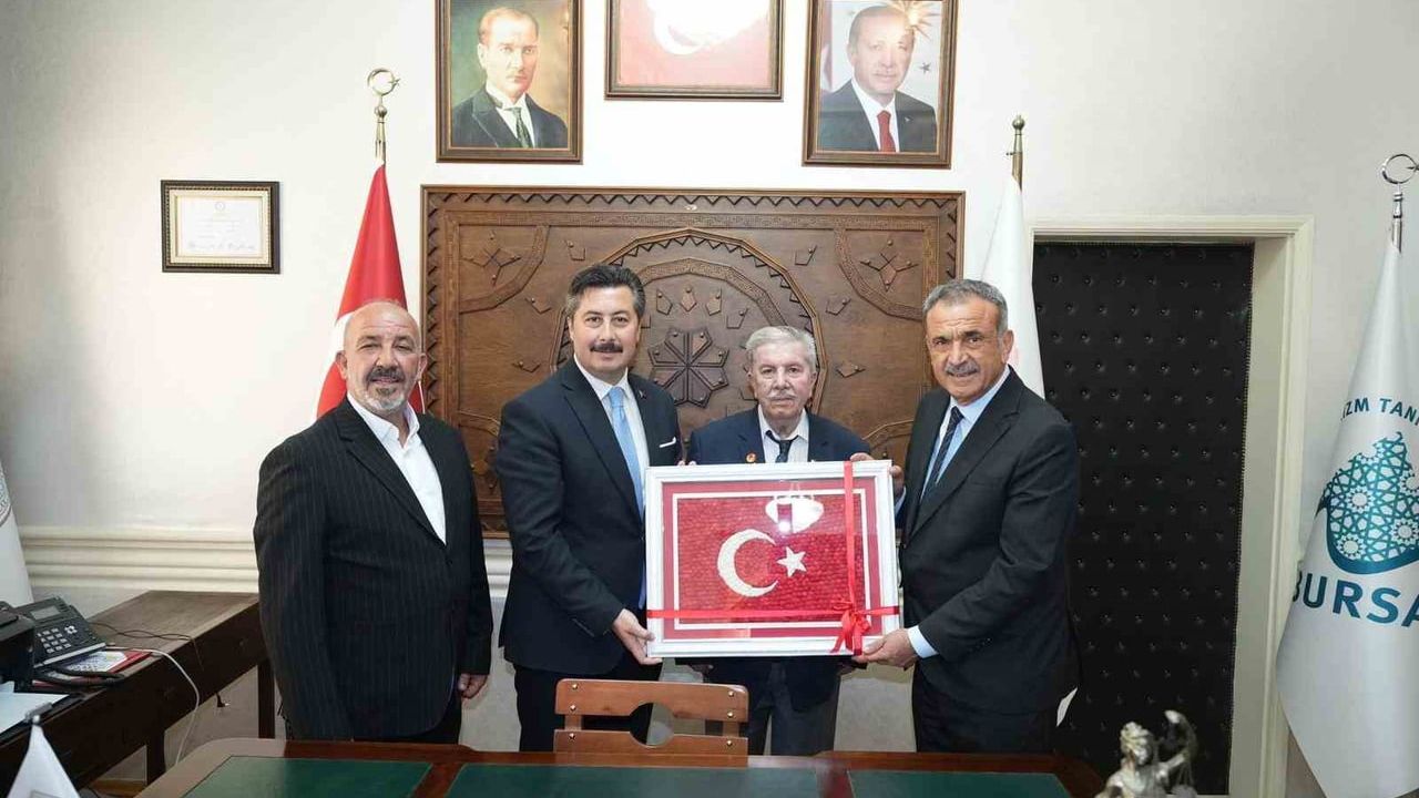 Yenişehir Başkanlık Makamında Türkiye-KKTC Bağını Gösteren Duygusal Buluşma