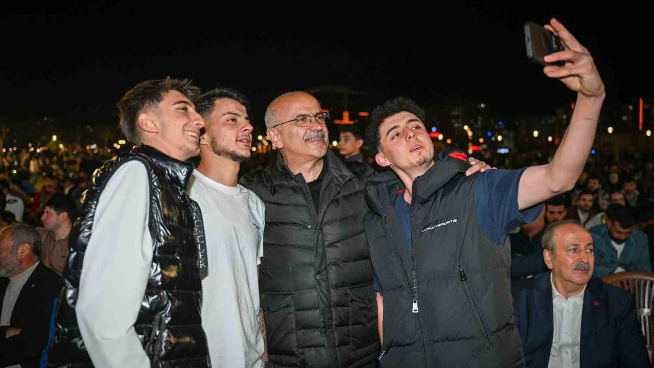 Yeşilyurtspor uzatma golüyle 4-3 kazanıp finale yükseldi