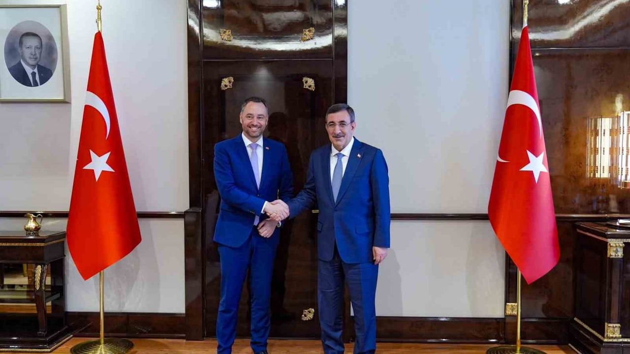 Yılmaz: Türkiye-Belçika İlişkileri Ticaret, Enerji ve Savunma Alanlarında Yeni İvme Kazanıyor