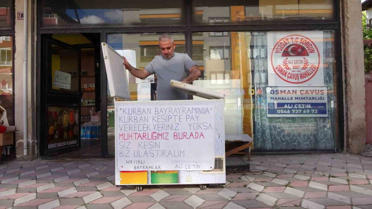 Yozgat Sorgun'da Muhtar Ali Çetin'den Kurban Dayanışması: Etler Muhtarlıktan İhtiyaç Sahiplerine Ulaşıyor