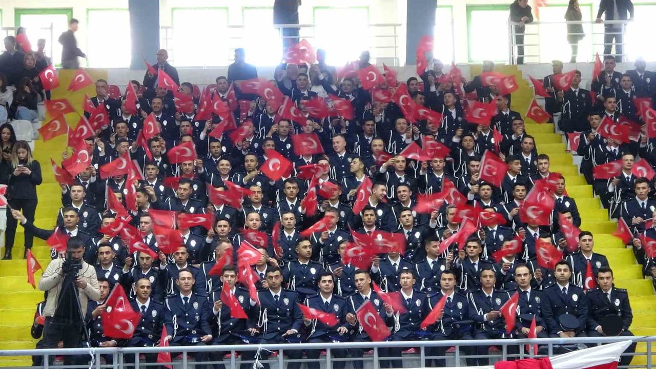 Yozgat’ta 19 Mayıs Gençlik ve Spor Bayramı spor gösterileriyle kutlandı