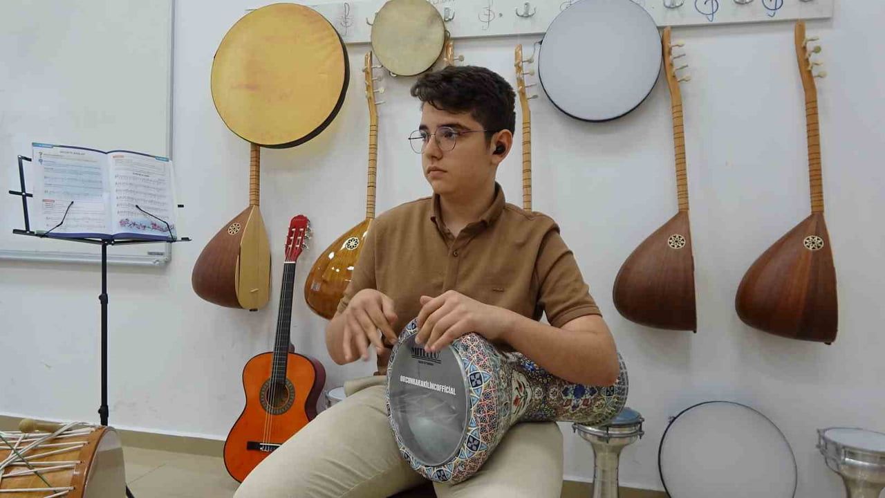Yozgatlı 14 yaşındaki Orçun Karakılınç beş vurmalı çalgıda yetkinleşti