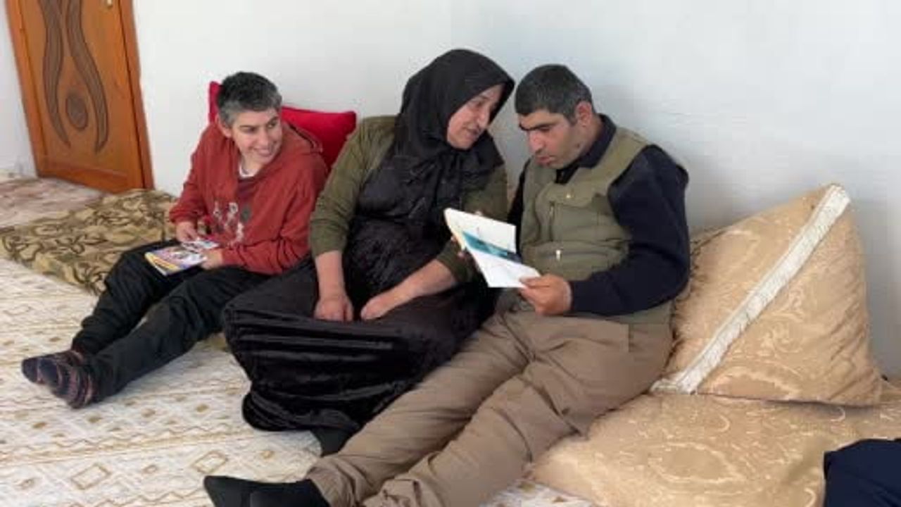 Yüksekova’da 38 Yıldır 4 Engelli Evladına Baktıran Anne: Naciye Erekli’nin Fedakarlığı