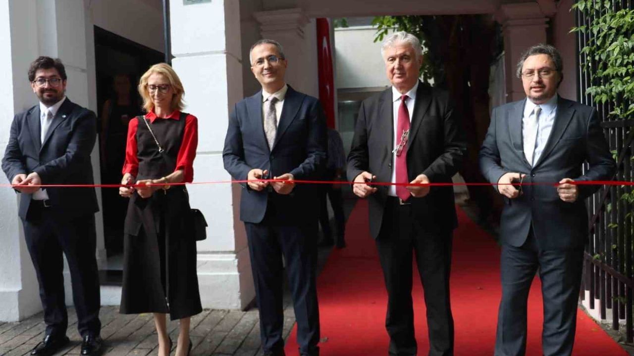 Yunus Emre Enstitüsü Sao Paulo'da Yunus Emre Türk Kültür Merkezi'ni açtı