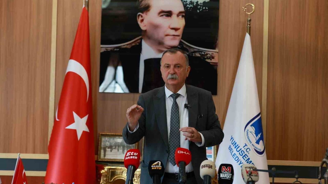 Yunusemre Belediye Başkanı Semih Balaban aylık çalışmalarını ve gündemi değerlendirdi