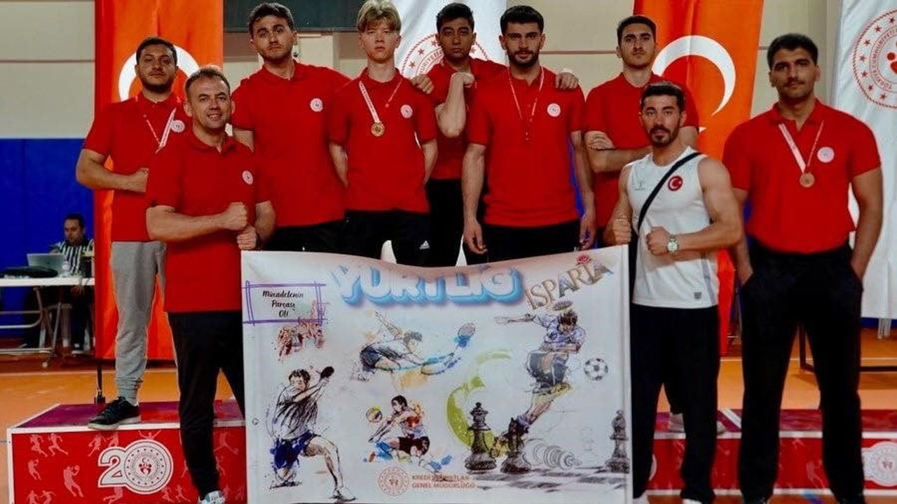 YURTLİG Bilek Güreşi: Bilecik Gençlik Spor 78 puanla takım şampiyonu