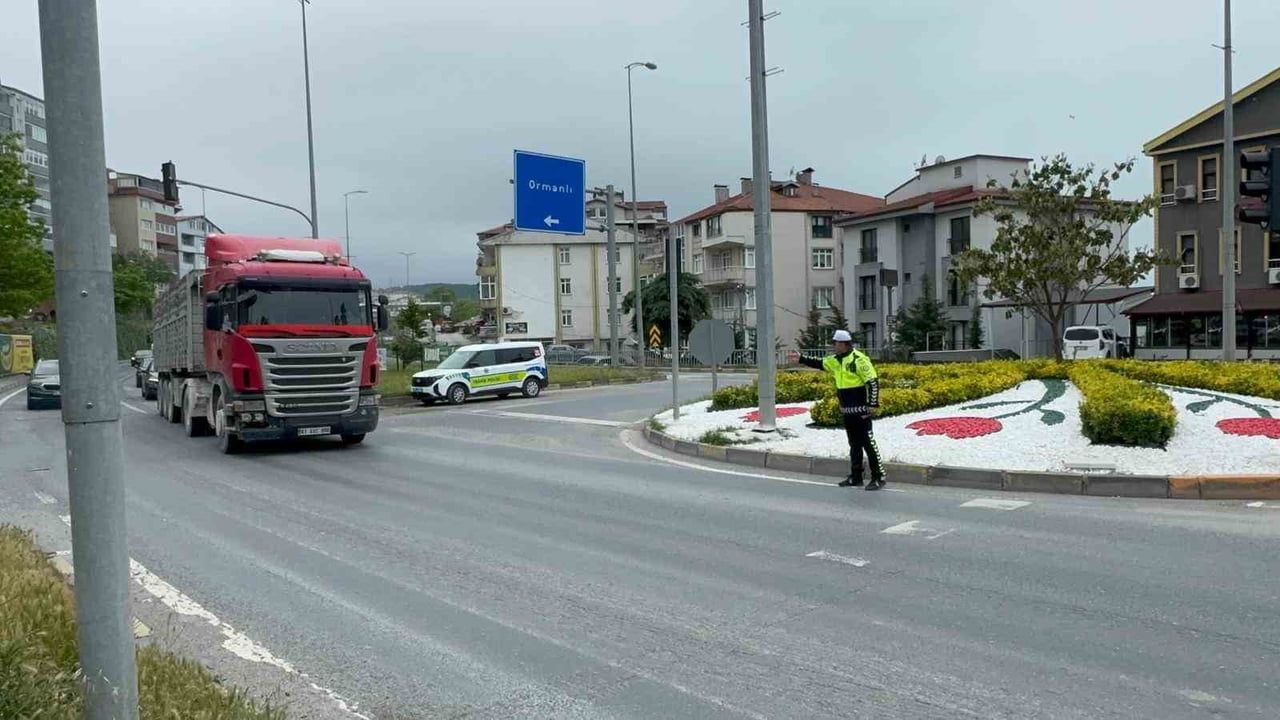 Zonguldak Alaplı'da Kurban Bayramı öncesi D-100'de yoğunluk: Trafik ve denetimler artıyor