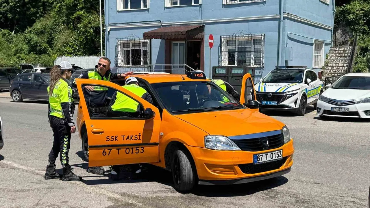 Zonguldak'ta taksi uygulamasında aranması bulunan sürücü yakalandı