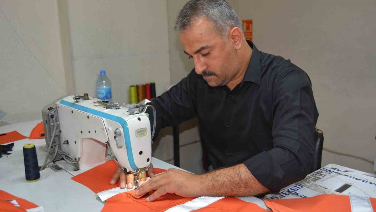 11 yaşında babasını kaybetti, sıfırdan başlayıp 40 kişiye istihdam sağladı