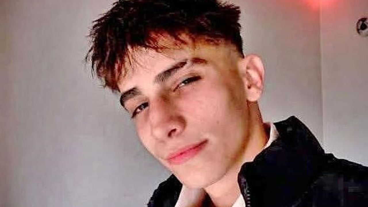 17 yaşındaki motosiklet sürücüsü kazada hayatını kaybetti