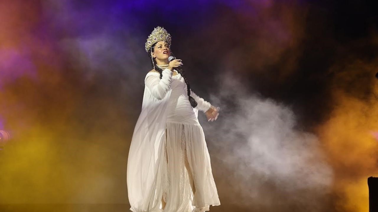 9. uluslararası Nilüfer caz festivali Emel Mathlouthi konseriyle sona erdi