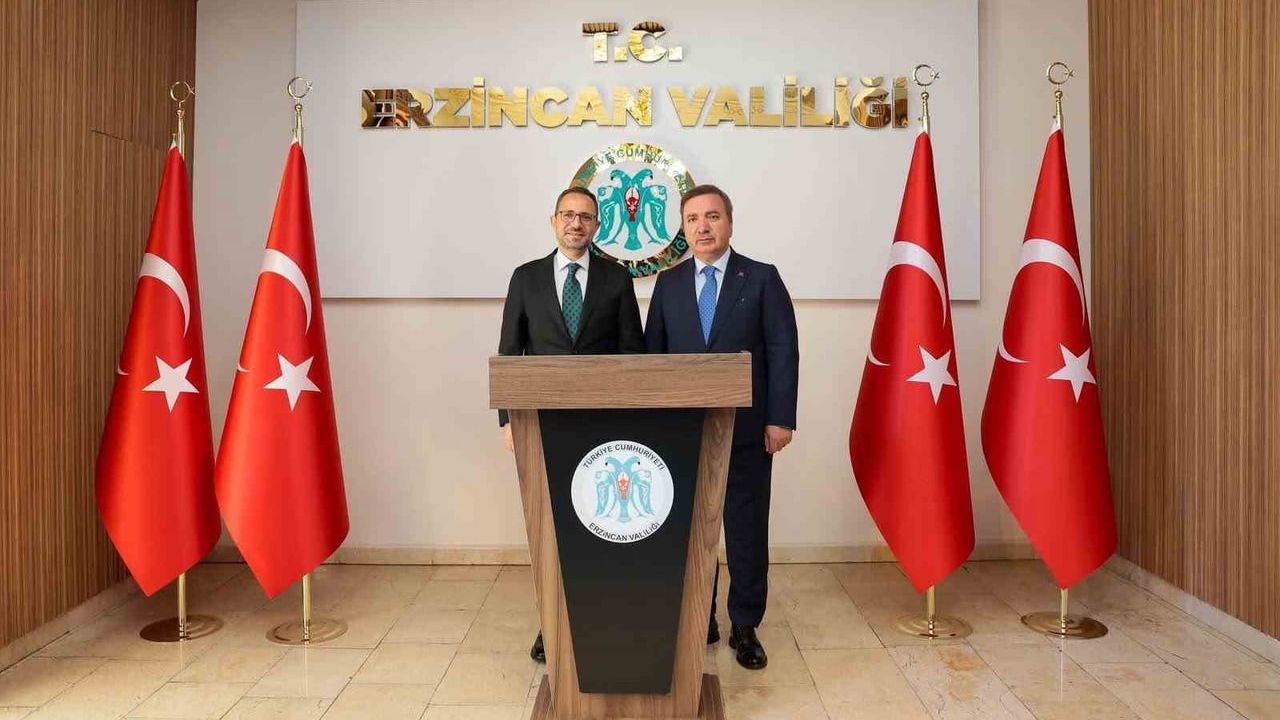 Adalet Bakan Yardımcısı Sedat Ayyıldız Erzincan Valisi Hamza Aydoğdu’yu Ziyaret Etti