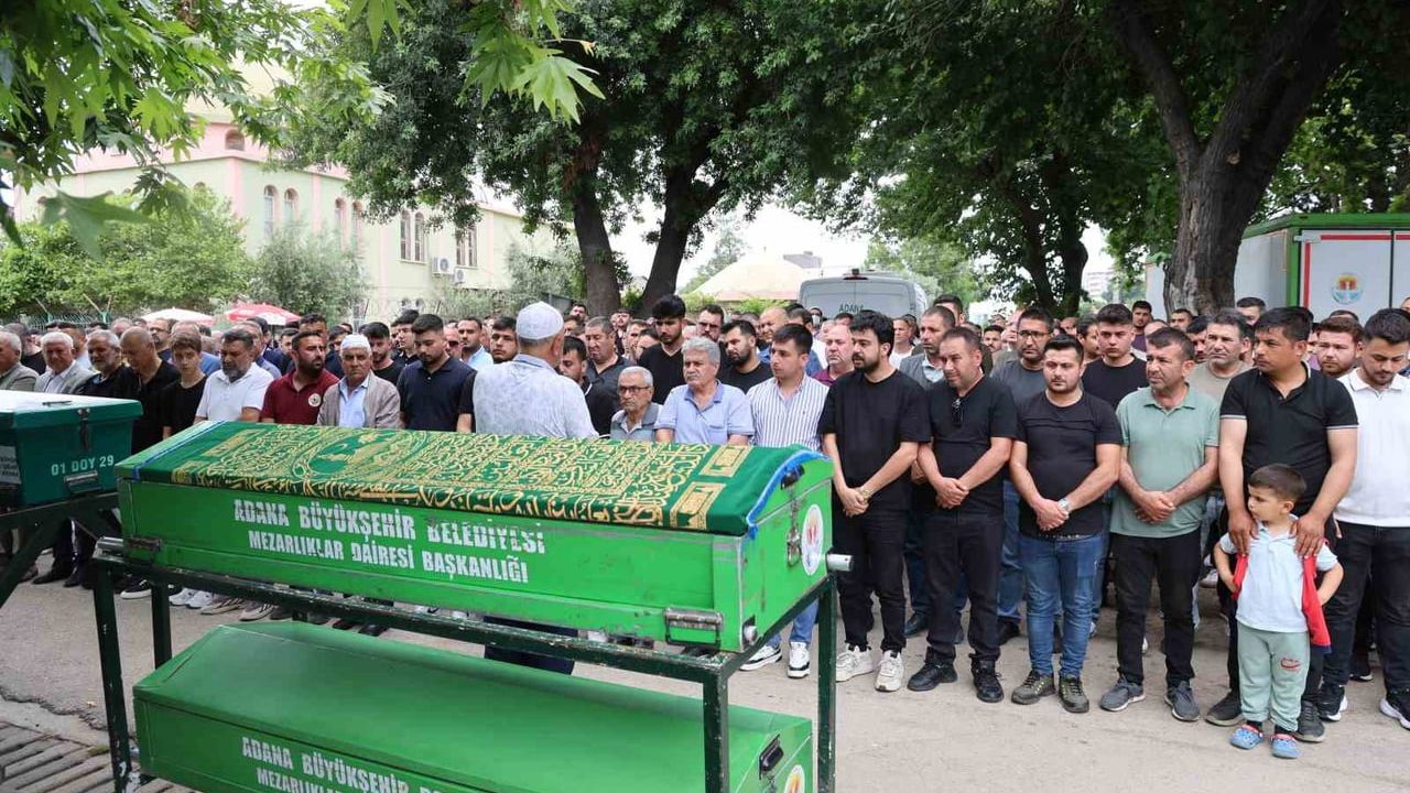 Adana'da emekli polis babası tarafından vurularak yaşamını yitiren 23 yaşındaki genç Kozan'da defnedildi