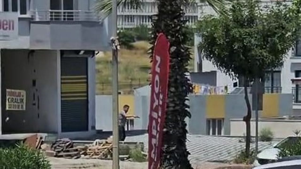 Adana'da emekli polis, döner bıçağıyla saldırdığı iddia edilen oğlunu vurdu
