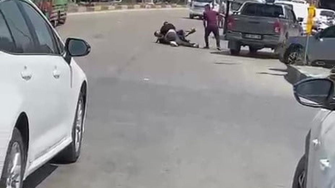 Adana'da kamyonette çıkan kavga sırasında pompalı tüfek paniğe yol açtı