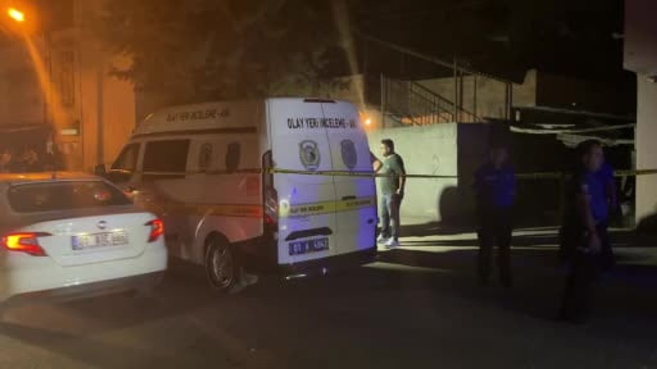 Adana Yüreğir'de alacak verecek tartışması: Ağabey bıçaklanarak yaşamını yitirdi