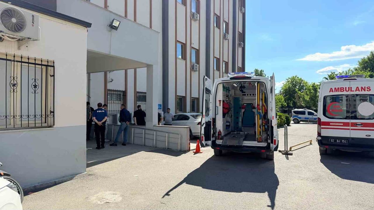 Adıyaman'ın Kahta ilçesinde silahlı kavgada 1 kişi yaralandı