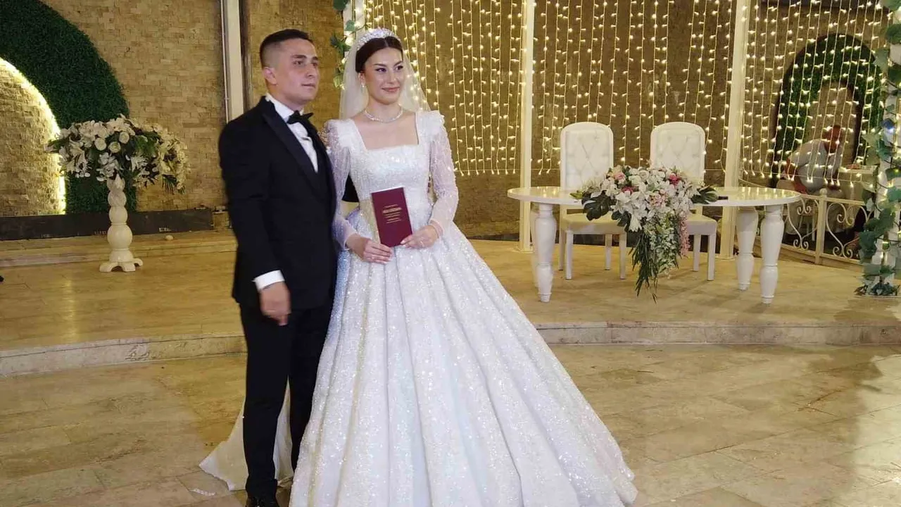 Adliye Koridorlarında Başlayan Aşk: Avukat Batuhan Besalet Karan ile Betül Demiröz Denizli’de Evlendi