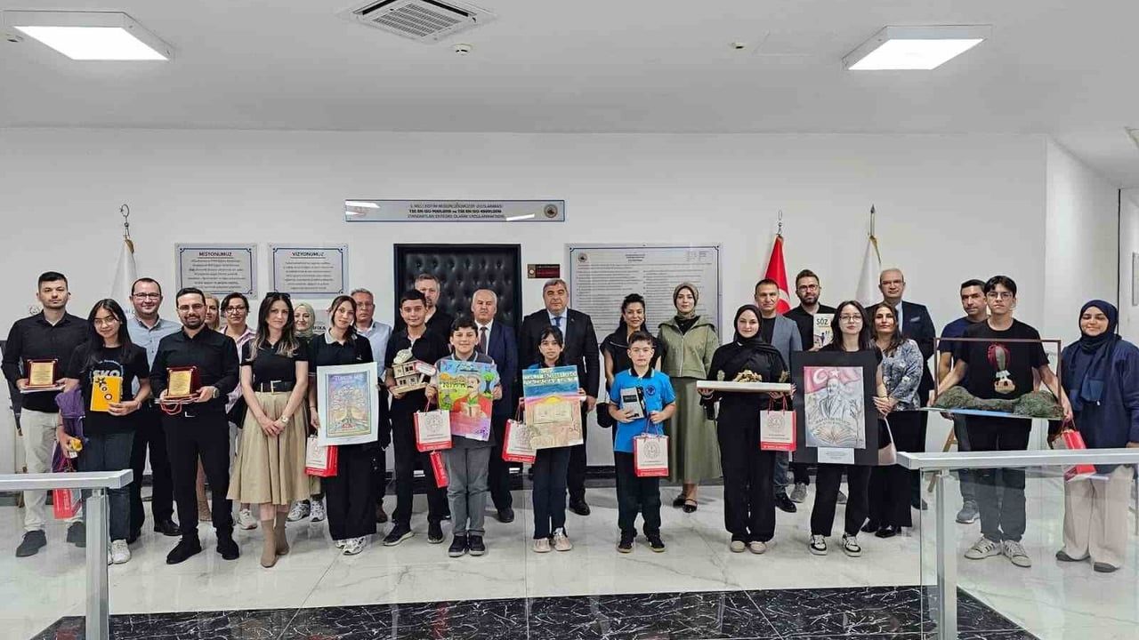 Afyonkarahisar'da 'Dilimizin Zenginlikleri Projesi' ödül töreni düzenlendi