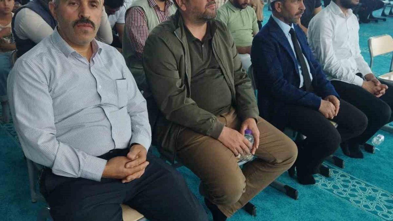Afyonkarahisar'da uluslararası öğrenciler için 8 aylık din eğitimi programı sona erdi