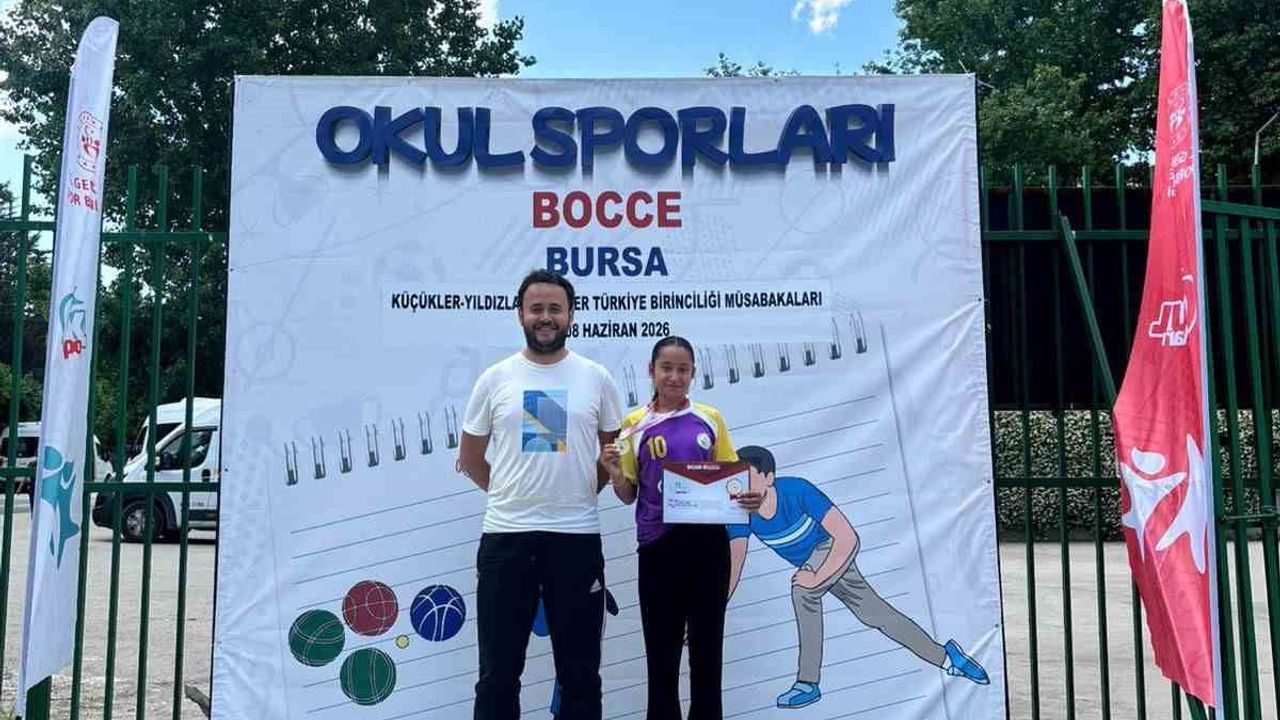 Afyonkarahisarlı sporculardan Bocce Türkiye Finalleri'nde 7 madalya