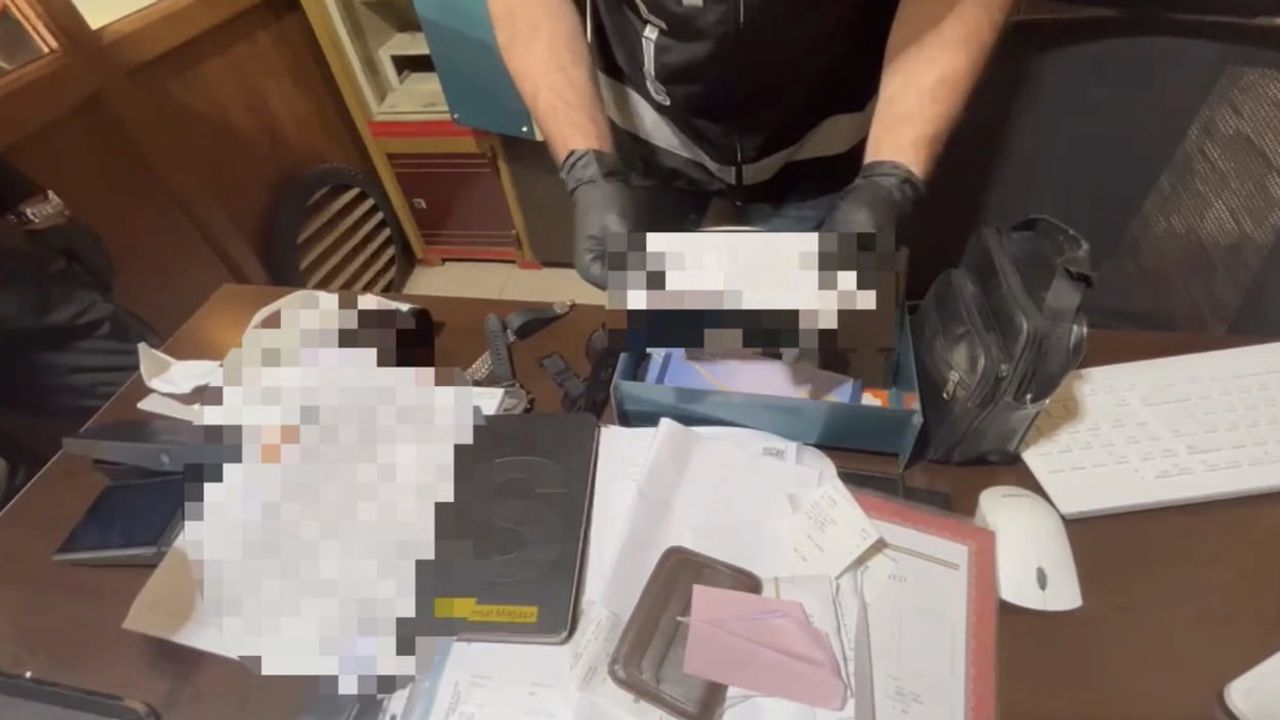 Ağrı'da hayali araç satışıyla tefecilik iddiası: 8 şüpheli gözaltında