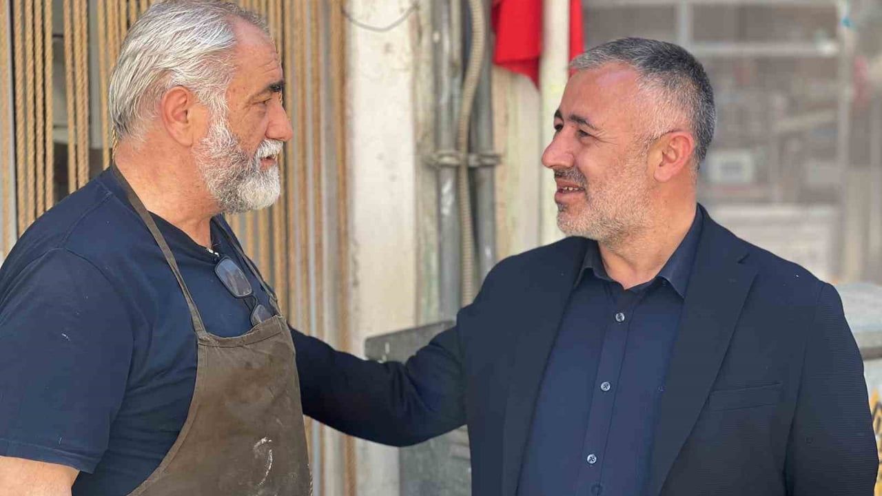 AK Parti Bilecik İl Başkanı Serkan Yıldırım Söğüt'te esnafla buluştu