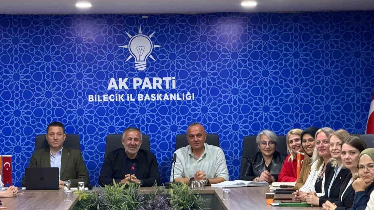 AK Parti Bilecik Teşkilatı Yol Haritasını Belirledi