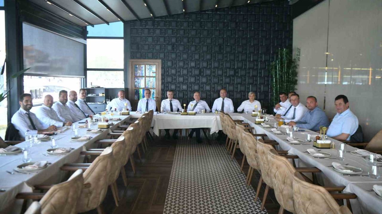AK Parti Çanakkale Milletvekili Ayhan Gider: "Gündemimizde kavga değil, hizmet var" — Gelibolu toplantısında öncelikler ve yatırımlar