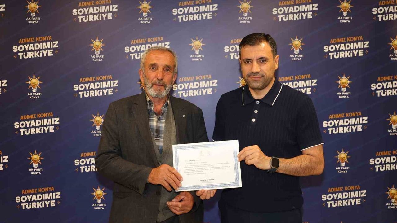 AK Parti Konya'da Merkez İlçe Mahalle Başkanlarıyla İstişare Toplantısı