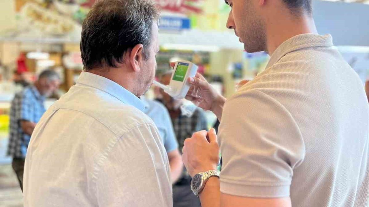 Akçakoca'da pazar yerinde sağlık farkındalığı etkinliği