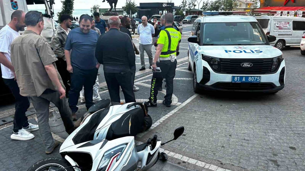 Akçakoca'da polisin 'dur' ihtarına uymayan motosiklet sürücüsü yakalandı
