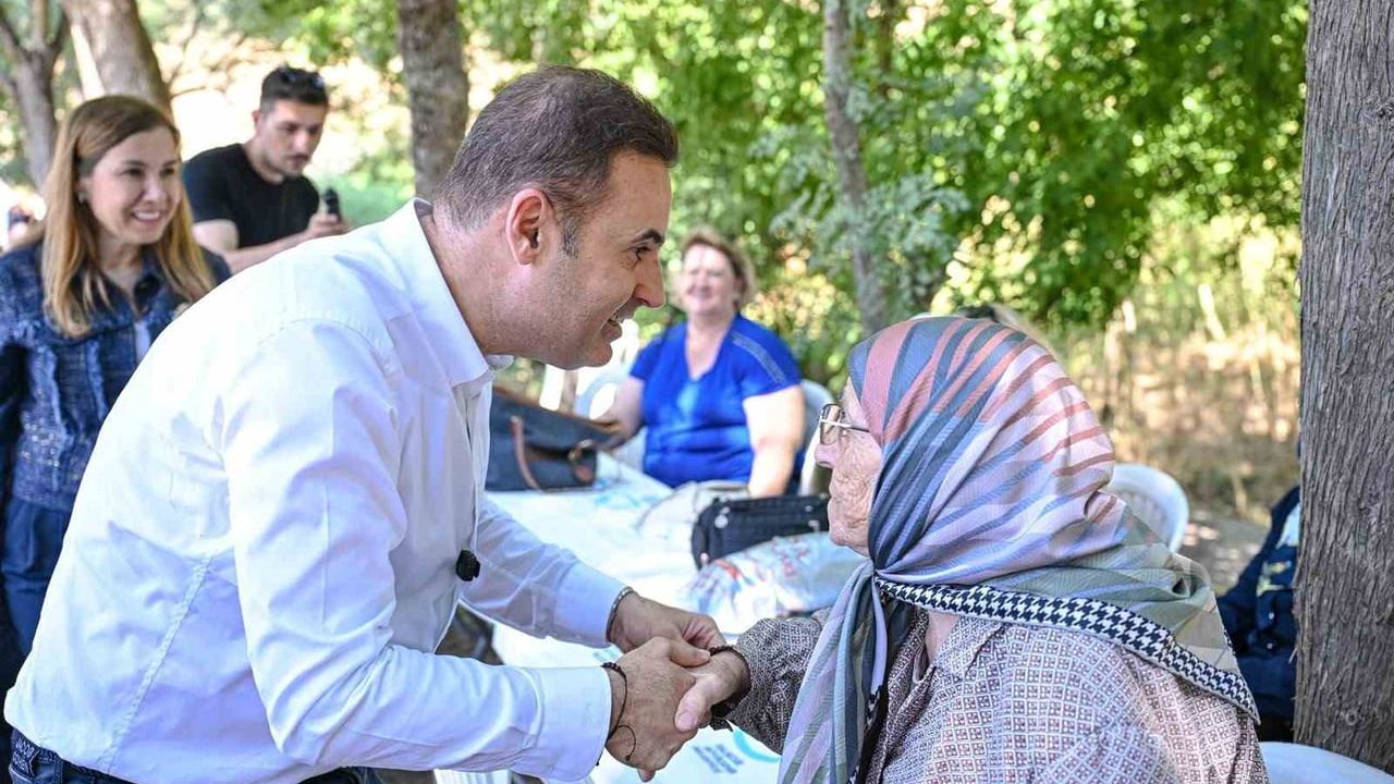 Akın: emekliler haftası Türkiye'de bir hafta, Balıkesir'de 365 gün