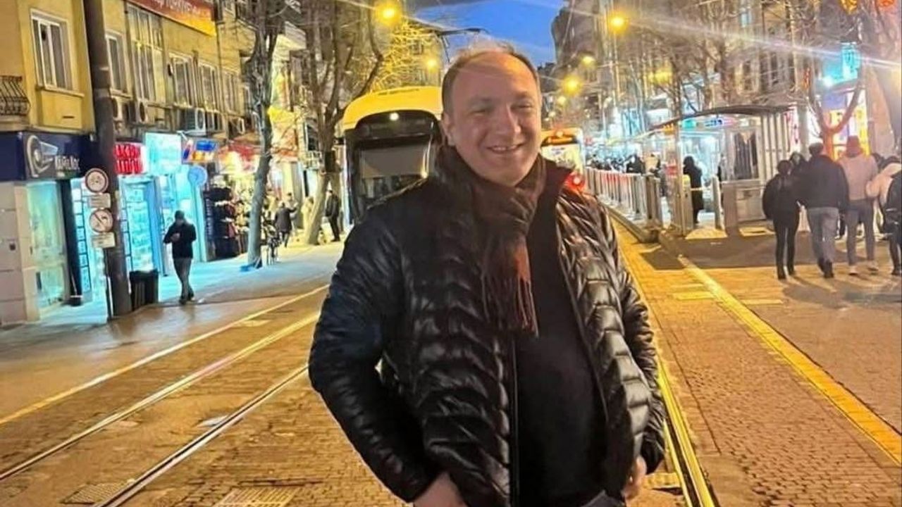Aksaray'da direksiyon başında kalp krizi geçiren sürücü 6 gün sonra hayatını kaybetti