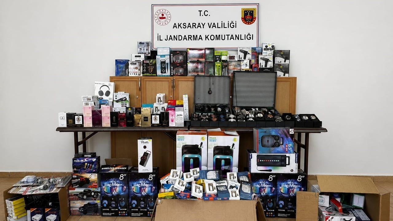 Aksaray'da Jandarma 25 Milyon Liralık Kaçak Ürün Operasyonu: 6 Gözaltı