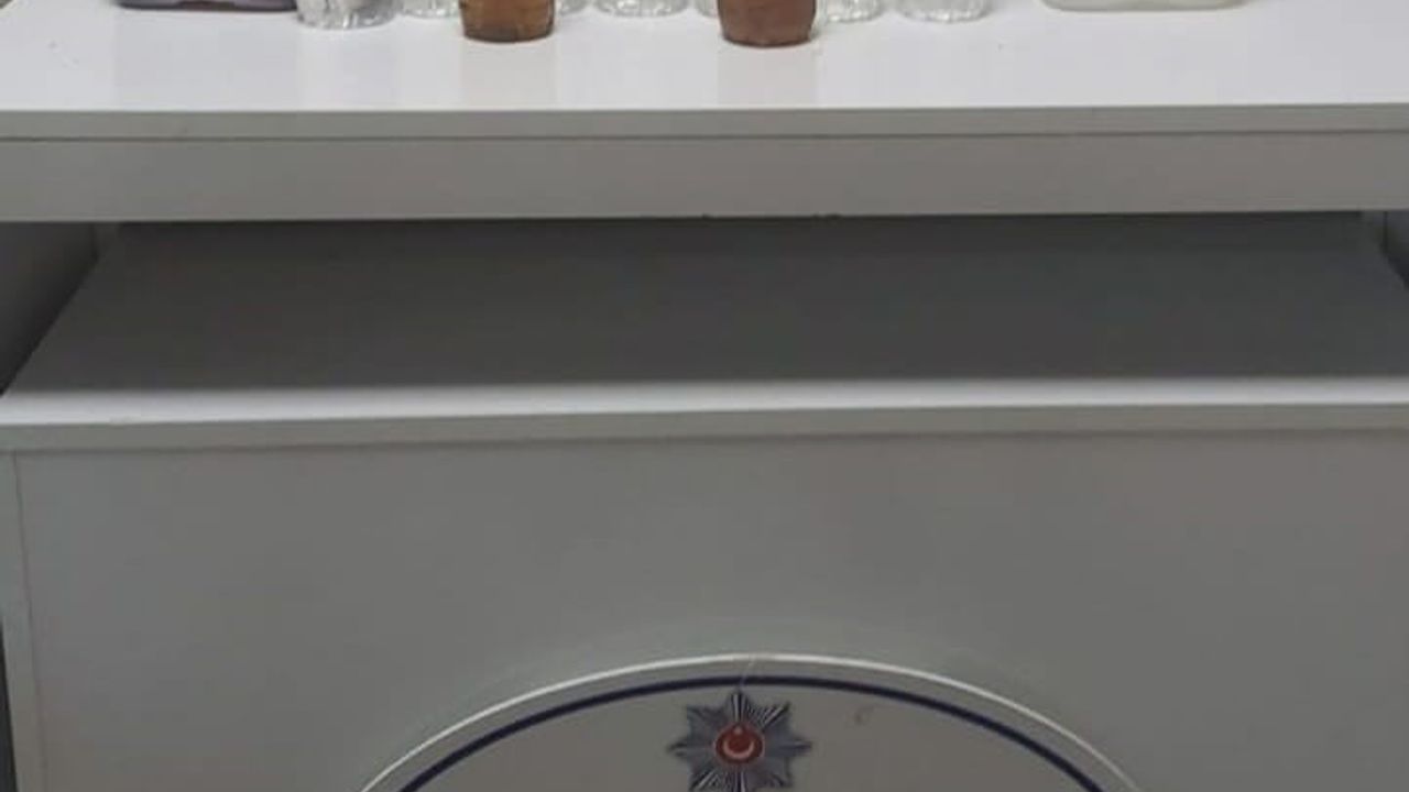 Akşehir'de sahte el yapımı alkollü içki operasyonu: N.D. adli kontrolle serbest