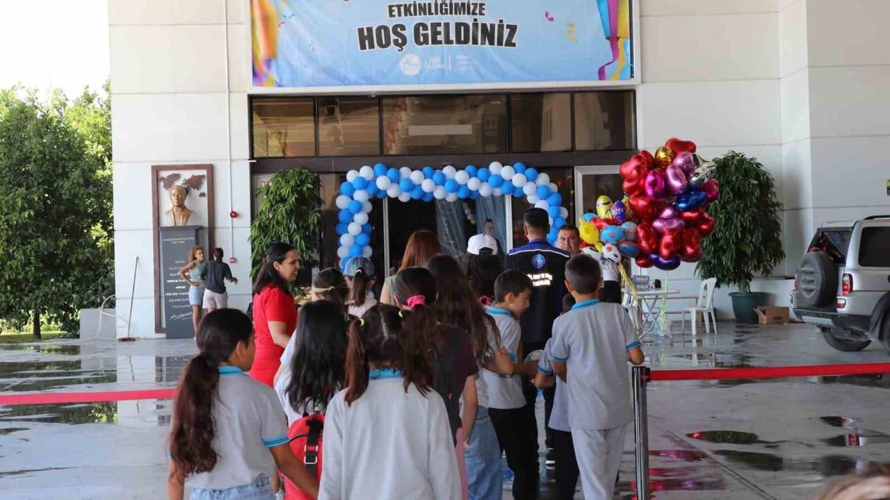Aksu’da karne şenliği ANFAŞ’ta yüzleri güldürdü