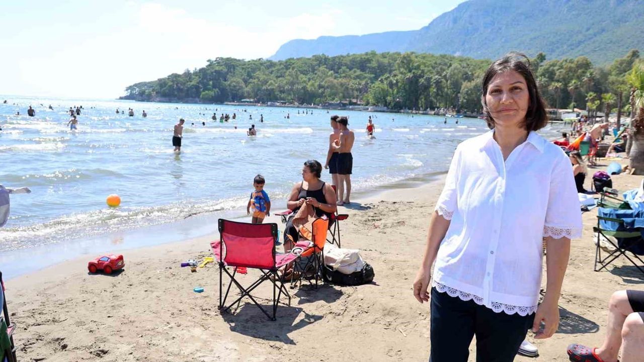 Akyaka’da ilk kadın muhtar görevine başladı